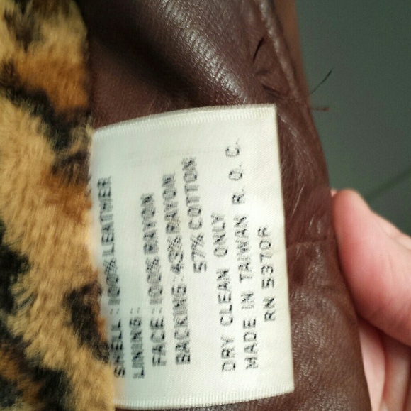 Vintage Women's Fox Run Leather Fringe Jacket - Picture 7 of 8